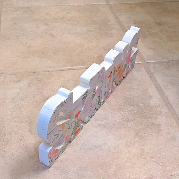 NEW SPRING Tabletop Decor Sign - Picture 9 of 12